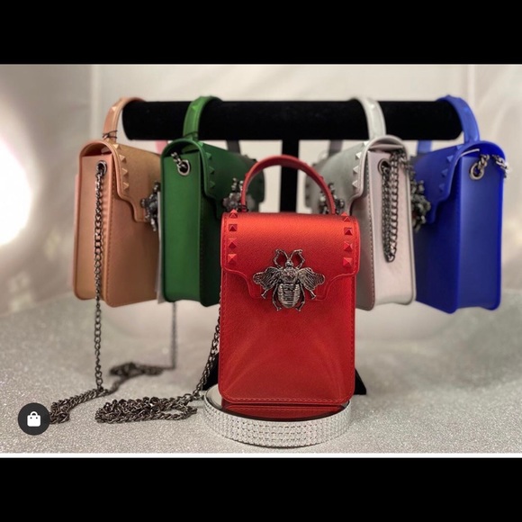 Bumble Bee Bags - Picture 10 of 13